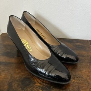 Salvatore Ferragamo Pumps 8.5B Black Croc Embossed Block‎ Heel Italy Vintage